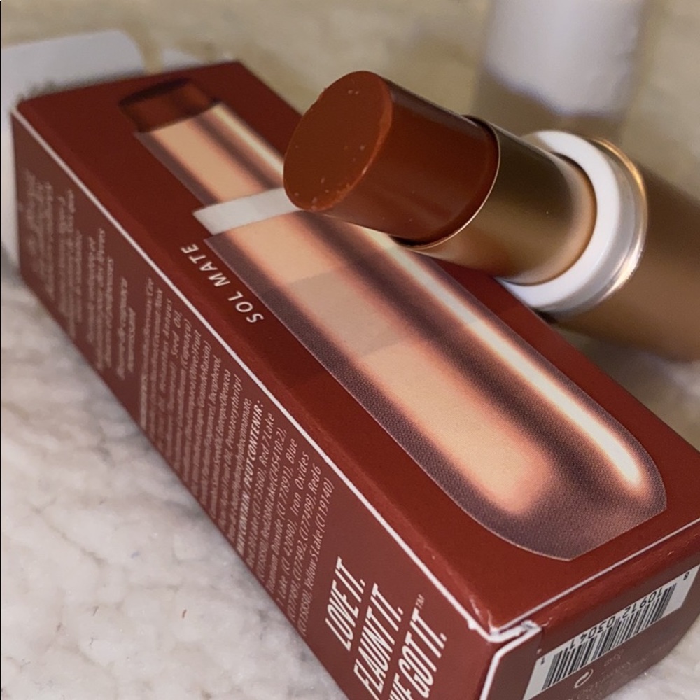 Tinted cupuacu lip butter 
New